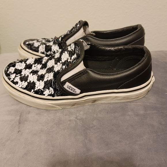 Kids Vans - Picture 6 of 7